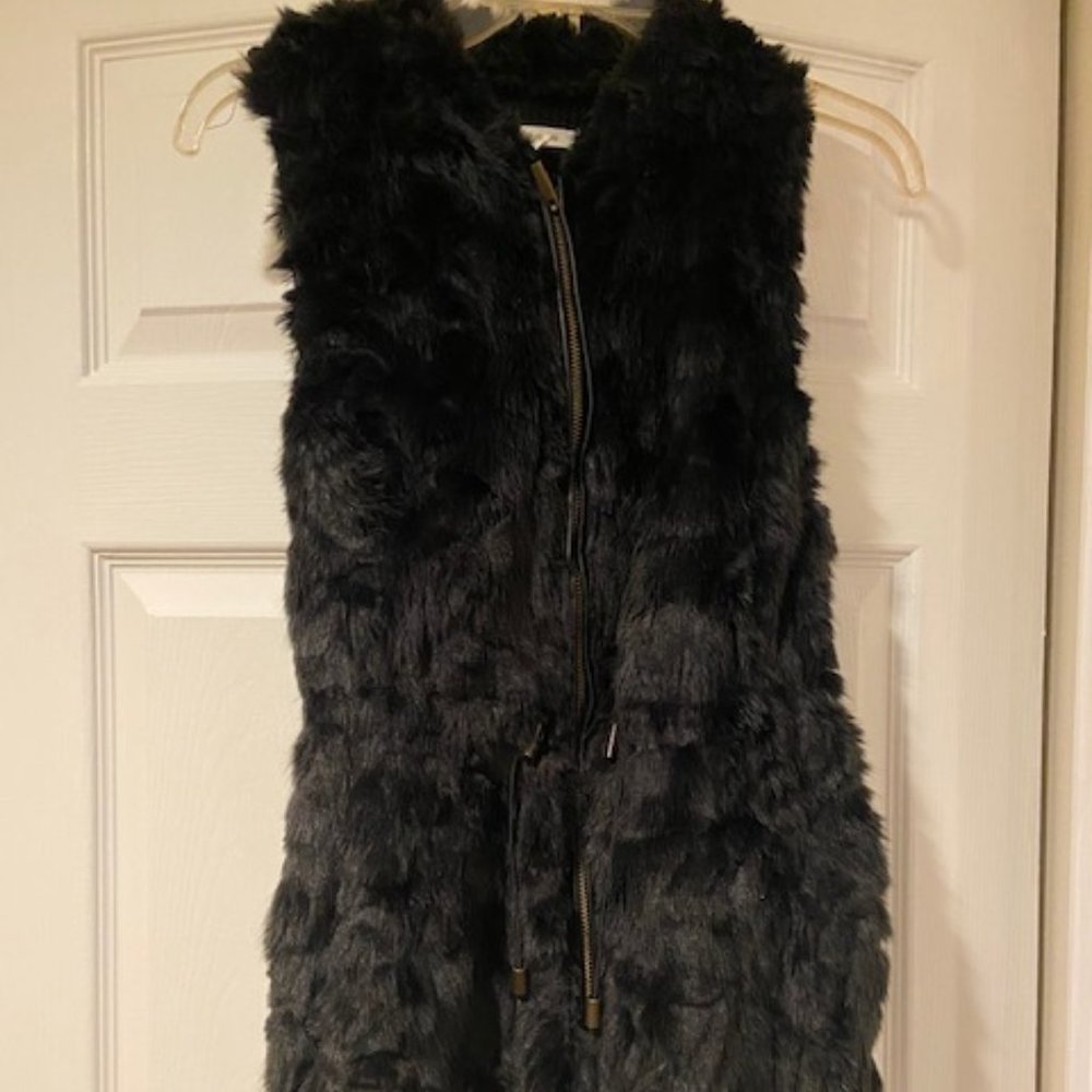 FAUX FUR VEST